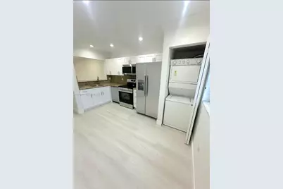 7175 NW 173rd Dr #510-5, Hialeah, FL 33015 - Photo 4