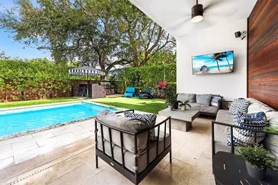 8611 Arboretum Ln, Miami, FL 33138 - Photo 28