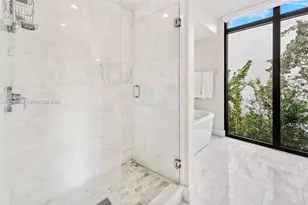 8611 Arboretum Ln, Miami, FL 33138 - Photo 20