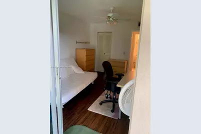 300 SW 134th Way #405E, Pembroke Pines, FL 33027 - Photo 8