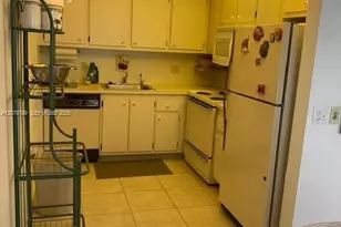 300 SW 134th Way, Pembroke Pines, FL 33027 - Photo 6