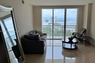 325 S Biscayne Blvd, Miami, FL 33131 - Photo 16