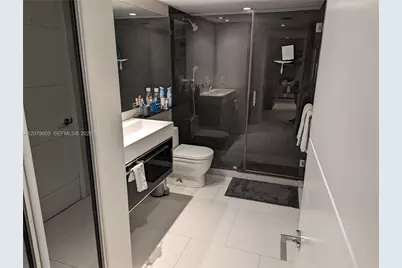 2101 Brickell Ave #1104, Miami, FL 33129 - Photo 10