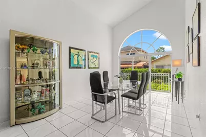 9750 NW 31st St, Doral, FL 33172 - Photo 10