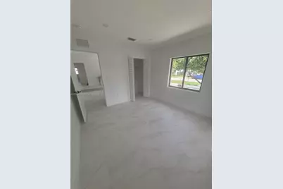 270 NW 147th St #270, Miami, FL 33168 - Photo 10