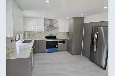 270 NW 147th St #270, Miami, FL 33168 - Photo 2