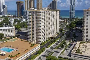 231 174th St, Sunny Isles Beach, FL 33160 - Photo 12