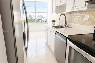 231 174th St, Sunny Isles Beach, FL 33160 - Photo 4