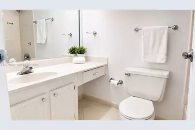 231 174th St #1215, Sunny Isles Beach, FL 33160 - Photo 10