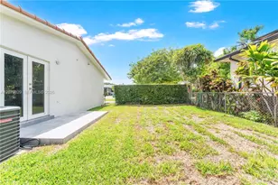 3250 SW 72nd Ct, Miami, FL 33155 - Photo 22