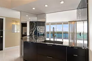 400 Alton Rd, Miami Beach, FL 33139 - Photo 12