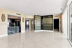 400 Alton Rd, Miami Beach, FL 33139 - Photo 10