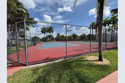 18224 Mediterranean Blvd #2-17, Miami, FL 33015 - Photo 22