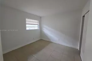 2736 NW 15th Ct, Fort Lauderdale, FL 33311 - Photo 12