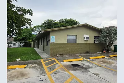 2736 NW 15th Ct #2, Fort Lauderdale, FL 33311 - Photo 1