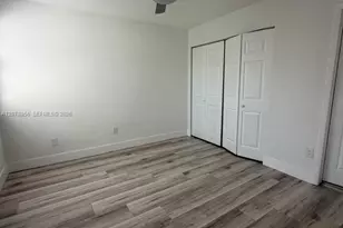 329 Ives Dairy Rd, Miami, FL 33179 - Photo 14