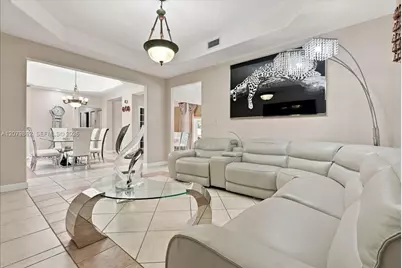 [Address not provided], Miami Lakes, FL 33016 - Photo 14