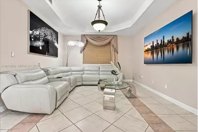 [Address not provided], Miami Lakes, FL 33016 - Photo 12