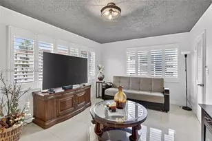 8941 S Hollybrook Blvd, Pembroke Pines, FL 33025 - Photo 8