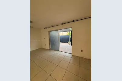 8172 NW 10th St #5, Miami, FL 33126 - Photo 14