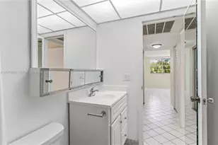 7300 NW 17th St, Plantation, FL 33313 - Photo 28