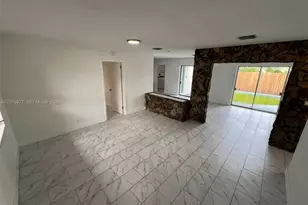 4421 NW 33rd St, Lauderdale Lakes, FL 33319 - Photo 12
