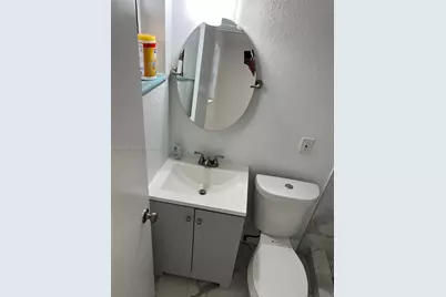 4421 NW 33rd St #0, Lauderdale Lakes, FL 33319 - Photo 6