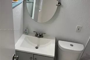 4421 NW 33rd St, Lauderdale Lakes, FL 33319 - Photo 6