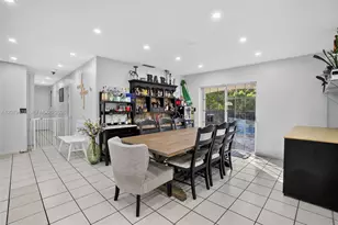 18569 SW 89th Pl, Cutler Bay, FL 33157 - Photo 12