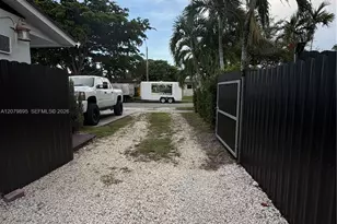 10411 SW Sw 51st St, Miami, FL 33165 - Photo 36