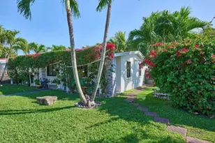 612 W Drew St, Lantana, FL 33462 - Photo 2