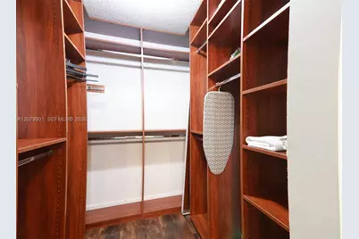 9620 SW 9th Ct, Pembroke Pines, FL 33025 - Photo 14