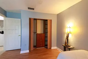 9620 SW 9th Ct, Pembroke Pines, FL 33025 - Photo 18