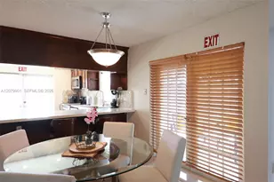 9620 SW 9th Ct, Pembroke Pines, FL 33025 - Photo 6