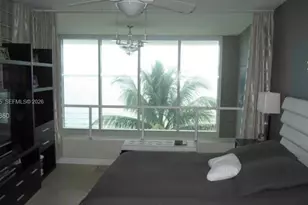 2000 Bay Dr, Miami Beach, FL 33141 - Photo 16