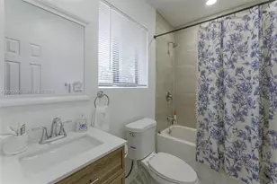 317 N 31st Ave, Hollywood, FL 33021 - Photo 24