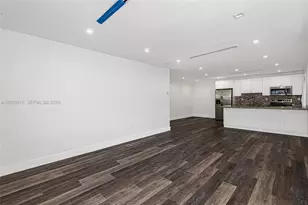6910 Bay Dr, Miami Beach, FL 33141 - Photo 4