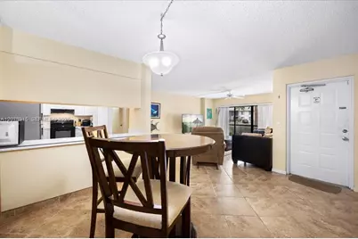 1014 Green Pine Blvd #H1, West Palm Beach, FL 33409 - Photo 6
