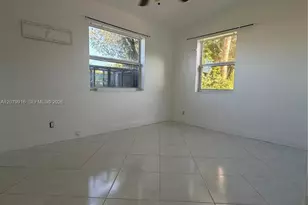 2446 Johnson St, Hollywood, FL 33020 - Photo 10