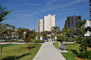 1865 S Ocean Dr, Hallandale Beach, FL 33009 - Photo 16