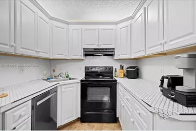 1014 Green Pine Blvd #H1, West Palm Beach, FL 33409 - Photo 8