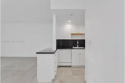 700 Biltmore Way #304, Coral Gables, FL 33134 - Photo 10