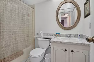 9261 Sunrise Lakes Blvd, Sunrise, FL 33322 - Photo 26