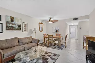 9261 Sunrise Lakes Blvd, Sunrise, FL 33322 - Photo 12