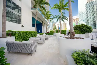 1300 Brickell Bay Dr #710, Miami, FL 33131 - Photo 18