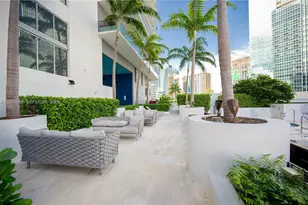 1300 Brickell Bay Dr, Miami, FL 33131 - Photo 18