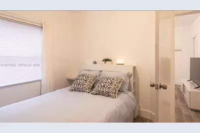 27 NE 60th Ter, Miami, FL 33137 - Photo 22