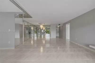 900 Saint Charles Pl #310, Pembroke Pines, FL 33026 - Photo 2