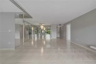 900 St Charles Pl, Pembroke Pines, FL 33026 - Photo 2