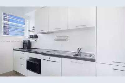 1321 15th, Miami Beach, FL 33139 - Photo 2